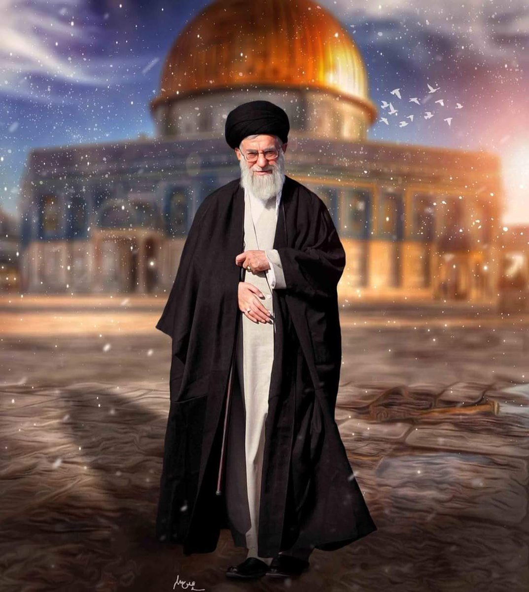 Awaited_Hope's tweet photo. "The issue of #Palestine is the mysterious key to opening the doors of Faraj (#Reappearance of Imam #Mahdi) to the Islamic Ummah. And the whole Islamic world should consider the issue of Palestine as their issue."

Ayatollah #Khamenei 
#QudsDay https://t.co/hhg6xTMMR4