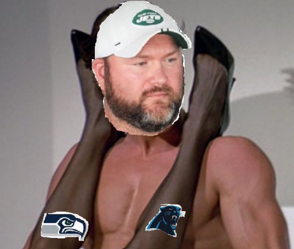 iHateShaun's tweet photo. That’s MY GM https://t.co/W9eqCYrhf5