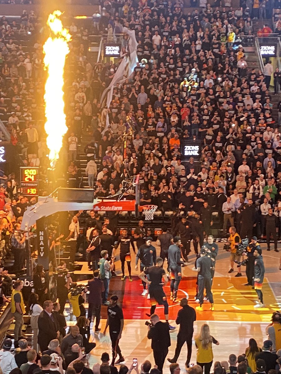 jbgojazz's tweet photo. Let’s goooo! I’ve got the faith. Sort of #takenote https://t.co/80GlKk4UEW