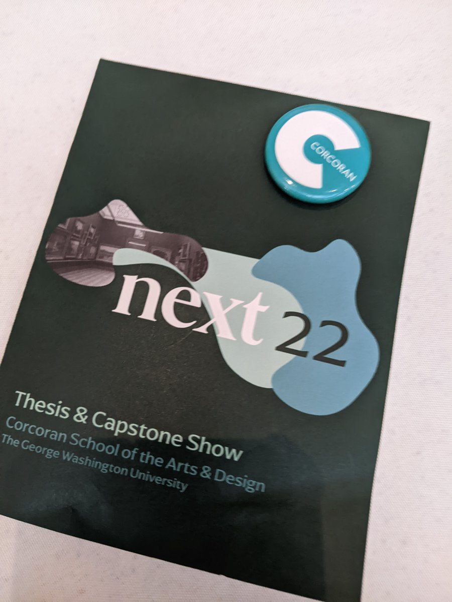 streetsensedc's tweet image. Artist/vendor Queenie Featherstone is the proud subject of Camille DeSanto's capstone project at #next22 tonight. We're proud of and appreciate you both!