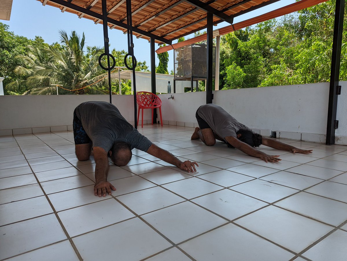 kunalkamra88's tweet photo. Honourable Home Minister Amit Shah &amp; Baba Ramdev working out in their youth… https://t.co/GlE7ruUqTi