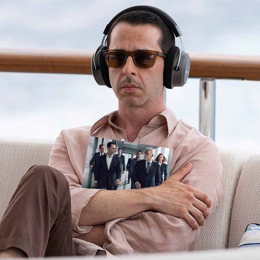 successiongifs's tweet photo. BABE WAKE UP NEW SUCCESSION SOUNDTRACK JUST DROPPED https://t.co/IXE6wXAGdG
