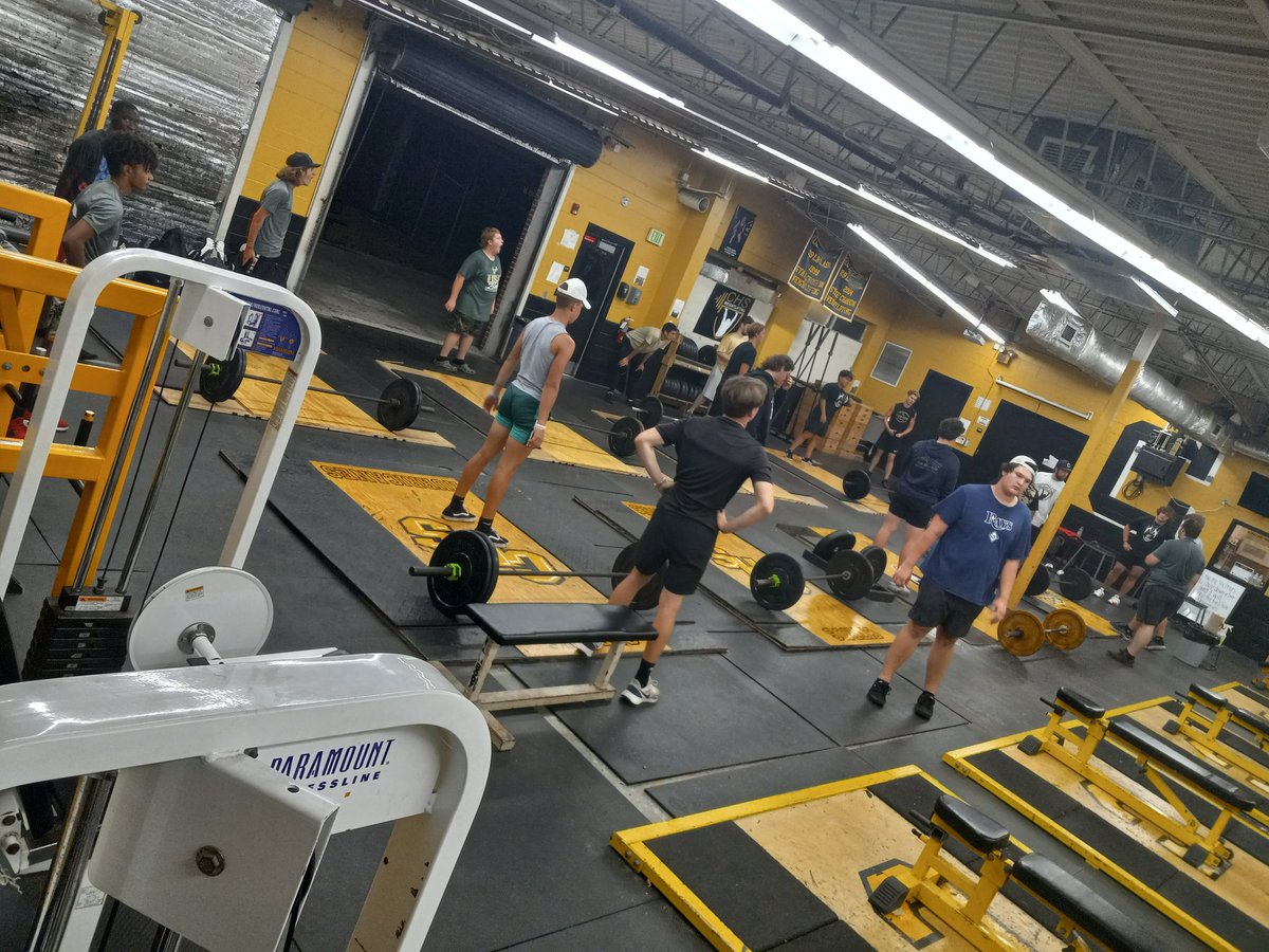 CitrusWrestling's tweet photo. Citrus wrestlers, weightlifters, and football players at 6 AM lifts 💪 Games, matches, and meets aren't won on the field, mat, or platform, but rather in the time you dedicate beforehand to cultivate a culture of winning. #competitiveedge #turningofthetide @Citrus_Canes https://t.co/vvVrlBtN6G