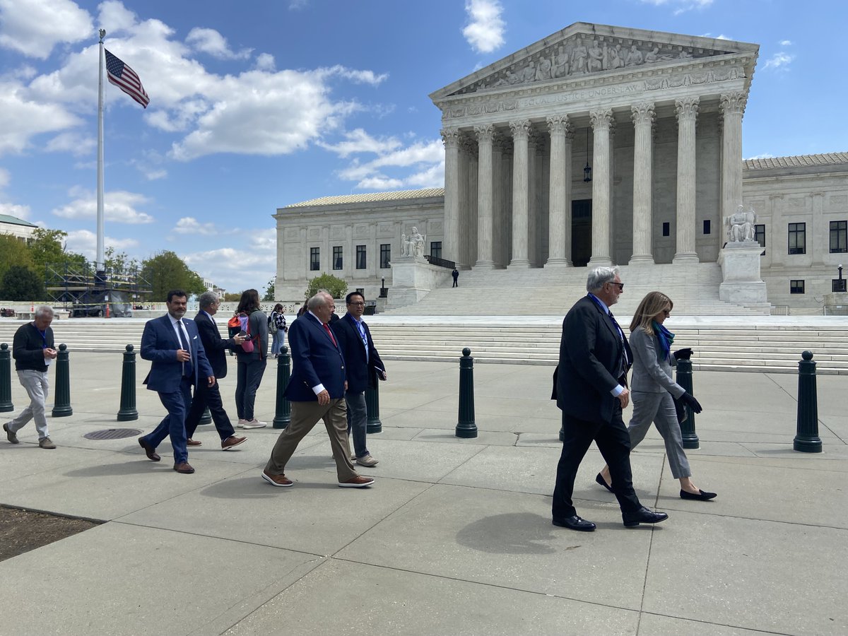 CA restaurants were represented in D.C. thanks to our hardworking members and Board of Directors, who fight for all CA restaurants! We need US Senators to act and replenish the much-needed RRF, and our showing in D.C. was strong at the <a href="/WeRRestaurants/">National Restaurant Association</a> Conference! #PAFC2022