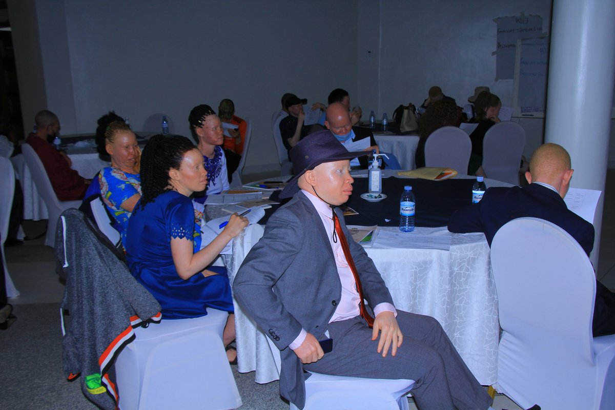 Albinism Umbrella tweet media
