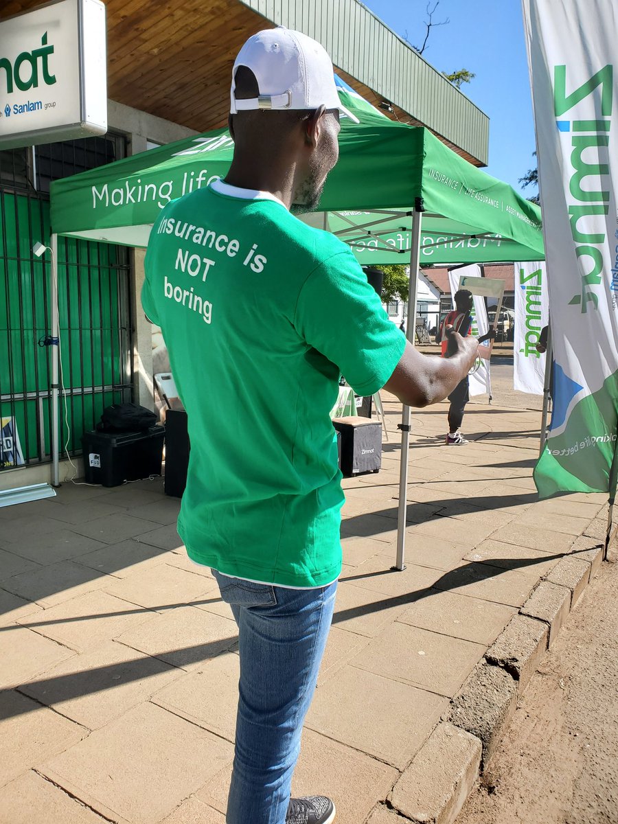 ZimnatOfficial's tweet photo. Who said talking about insurance had to be serious all the time? 😊 @IPECZW
#InsuranceIsNotBoring https://t.co/itpJ7H3p2H