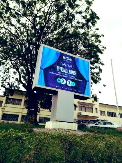 VoiceOfUCC's tweet photo. Painting Campus Blue ๐จ๐ธ๐ป๐ต๐ท๐๐ต๐๐ฅถ
#ATLat60Launch #ATLat60 https://t.co/6xtXP8Ejod