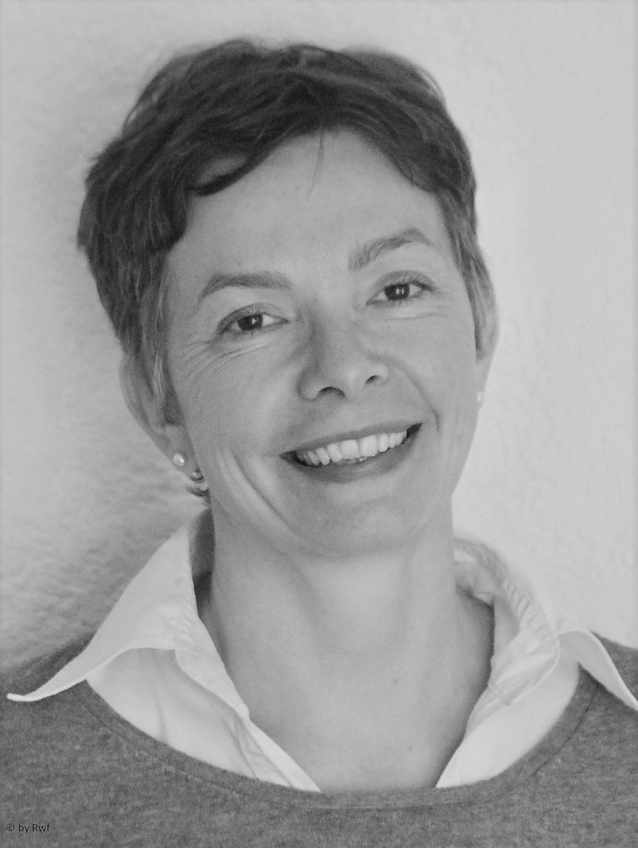 jzherne's tweet photo. Neu: Mit guten #Pressemitteilungen informieren Profis professionell. Zwei Tage #PM #schreiben #üben mit @jzherne-Dozentin @dagmar_thiel am 18./19.9.22. Mehr:  https://t.co/d2bze4X5Ll https://t.co/XQKKcwxF2C