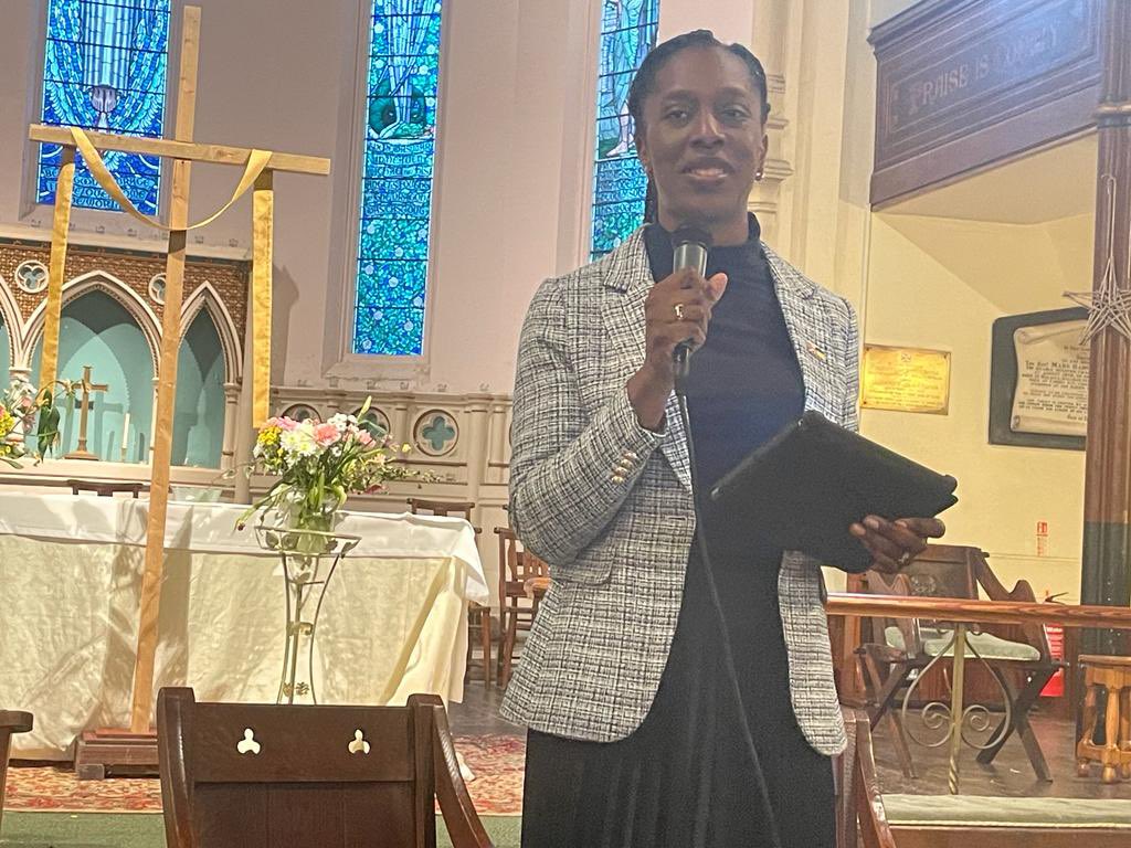 FloEshalomi's tweet photo. A big thank you to @StockwellHello - the first meeting to discuss working with local community to welcome a refugee family under Community Sponsorship scheme with support from @lambeth_council @ericauk @LucyCaldicott @clairekholland #RefugeesWelcome https://t.co/zLGavicksh