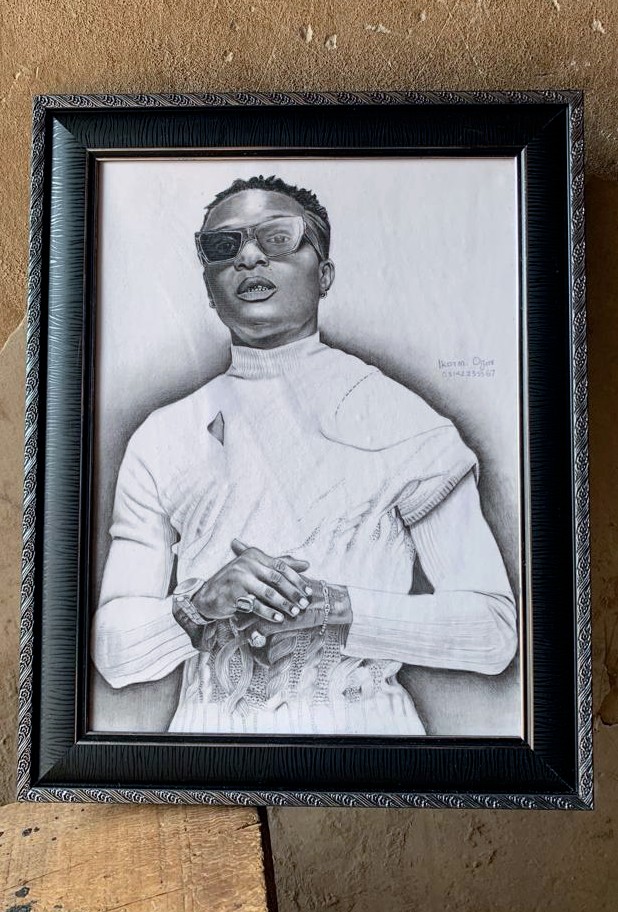 IkormOgar's tweet photo. Charcoal drawing @wizkidayo in approximately 11hrs is one of my fastest drawings so far. 

Retweet🙏❤
#charcoaldrawing 

#charcoal #art #drawing #artist #sketch #artwork #portrait #charcoalart #artistsoninstagram #pencil #draw #pencildrawing #painting #sketchbook #bbq #Wizkid https://t.co/c1pp95yipU