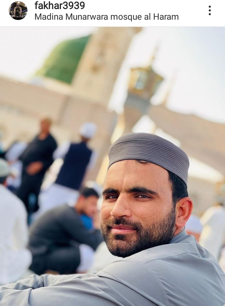 ShadMahmood8's tweet photo. مجھے روشنی کی تلاش تھی 
میں درِ نبی ﷺ پہ چلا گیا

#SalLalLahuAlayhiWasallam #umrah #Madinah @babarazam258 @FakharZamanLive 
#JummahMubarak https://t.co/uCwLb1NNxd