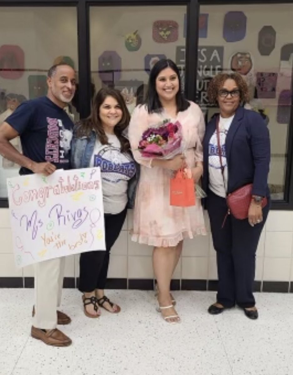 Congratulations to Karen Rivas, Bush Elementary’s Teacher of the Year!! 💙💙