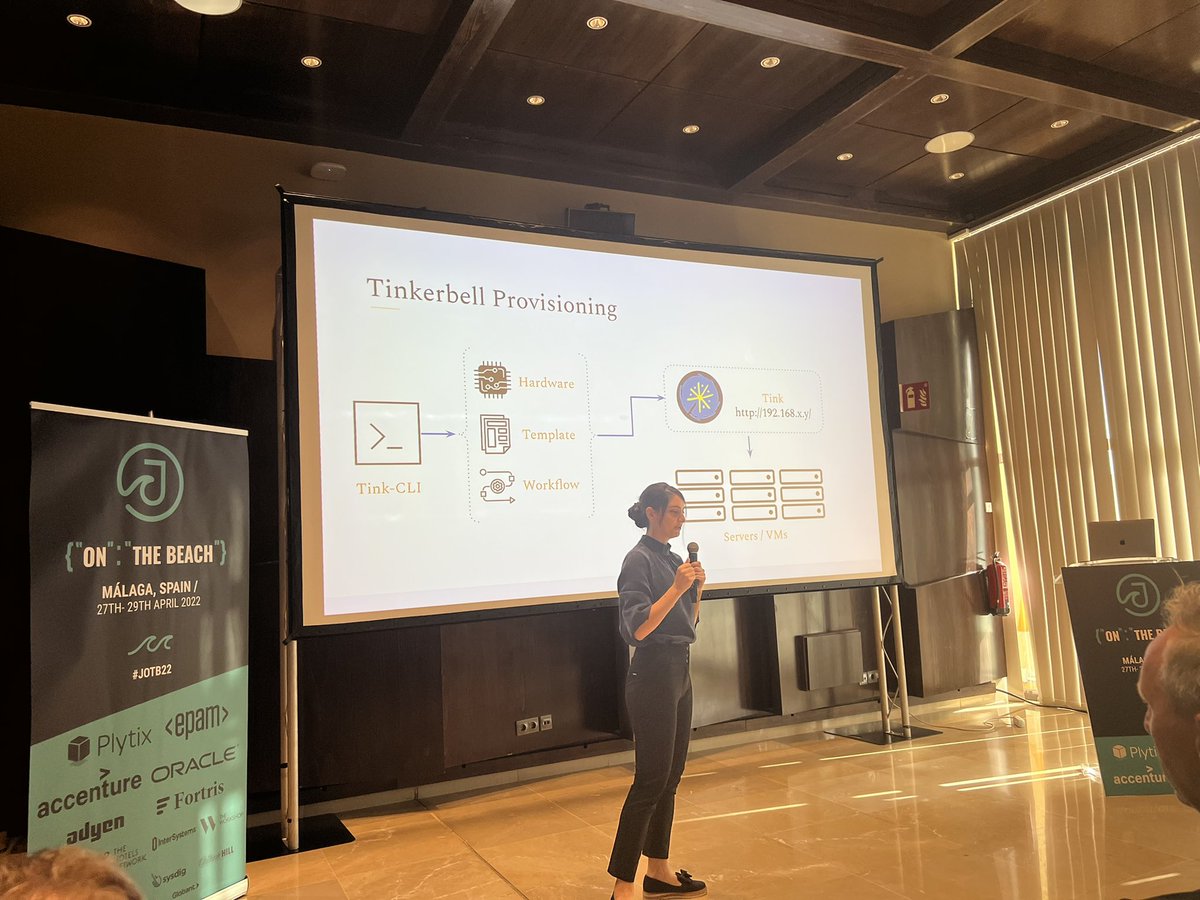 LeanderReimer's tweet image. @k_gamanji talking us through the process of using Cluster API and Tinkerbell to provision Kubernetes on bare metal machines @jotb22 this is really good stuff! #CloudNativeNerd @qaware