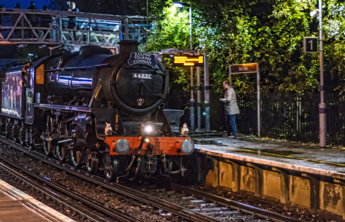 Would you be interested in spending a few hours helping out at the station

🚂 Make new friends
🚂 Improve your CV or Uni application
🚂 Learn and share your skills
🚂 Improve your metal health
and much more.

We'd love to see you! Hop over to our site batandballstation.com