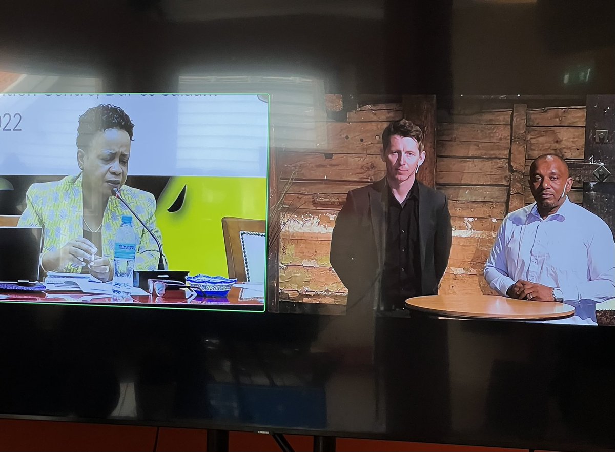 New way of international conference: virtual + in-person hubs around the world🌍Here studio-updates beteeen Hub Tanzania, Malawi and Bergen <a href="/BCEPShealth/">Bergen Centre for Ethics and Priority Setting</a> <a href="/OMwalim/">Omar Mwalim</a> <a href="/KA_Johansson/">Kjell Arne Johansson</a>