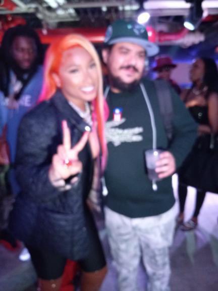 KeithThaShooter's tweet photo. Tonight event was dope ! #Jennaske killed it!! #ChelseaMusicHall #JennaskeAndFriends 2Pic as we was looking at her camera crew camera https://t.co/lFvP89u6rn