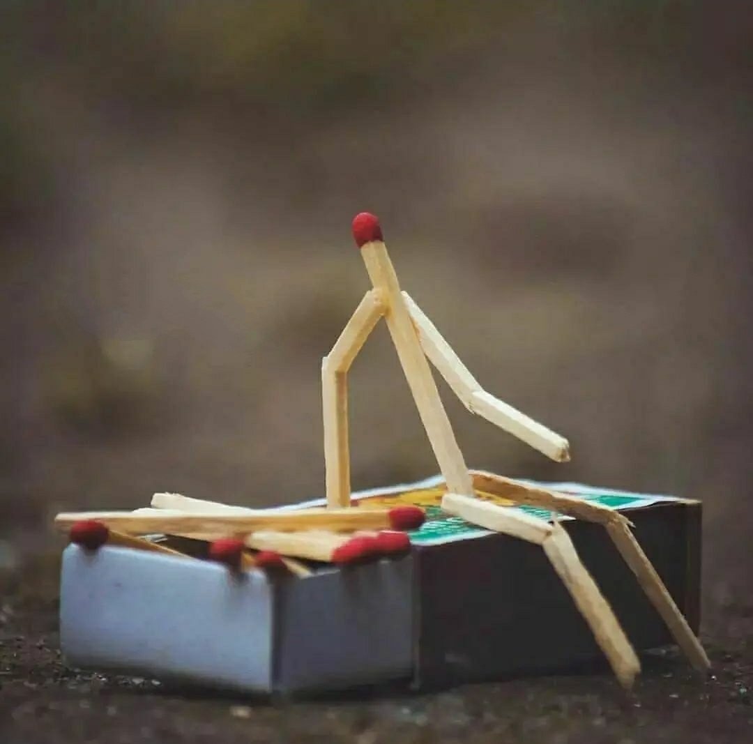 Disinn-esco

#FridayMotivation
#FridayVibes 
#venerdipesce 
#waiting for #MayDay 
#Buongiorno #29aprile #peacebuilding