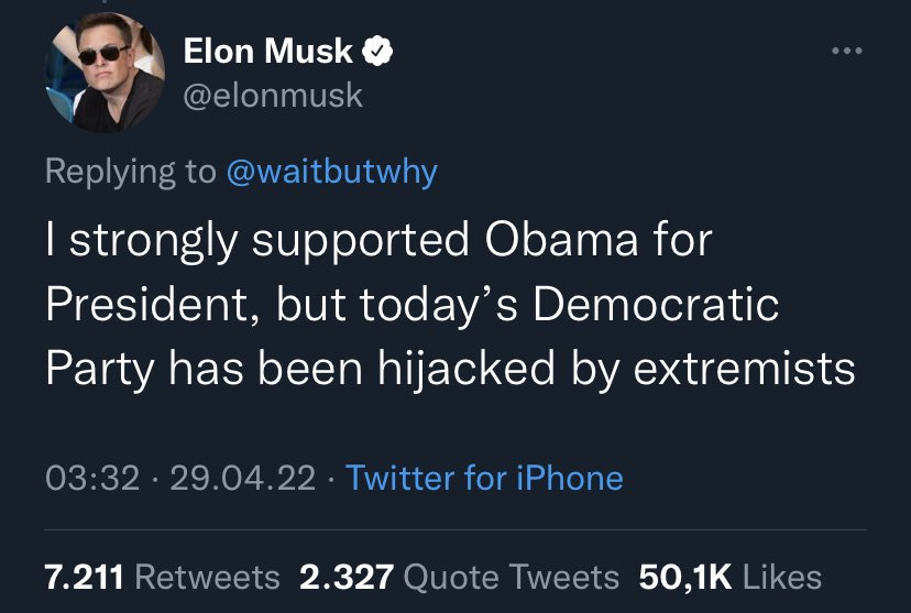 Das ist der, der gerade Twitter gekauft hat, um es in eine "Plattform der freien Rede" zu verwandeln.