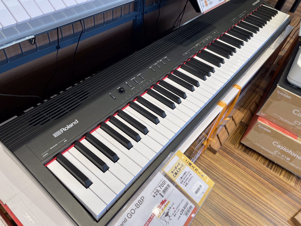 shima_natori's tweet photo. \🇯🇵人気キーボード入荷📣/
RolandのGO–88Pが入荷いたしました!
88鍵盤、本物のピアノと同じ鍵盤数のキーボードです🎶
今なら在庫ございますのでお取置きも可能です😊✨
名取店で実物お試しください😚🎹
#Roland
#ローランド
#ピアノ
#キーボード
#名取 https://t.co/bI7JhBp2uE