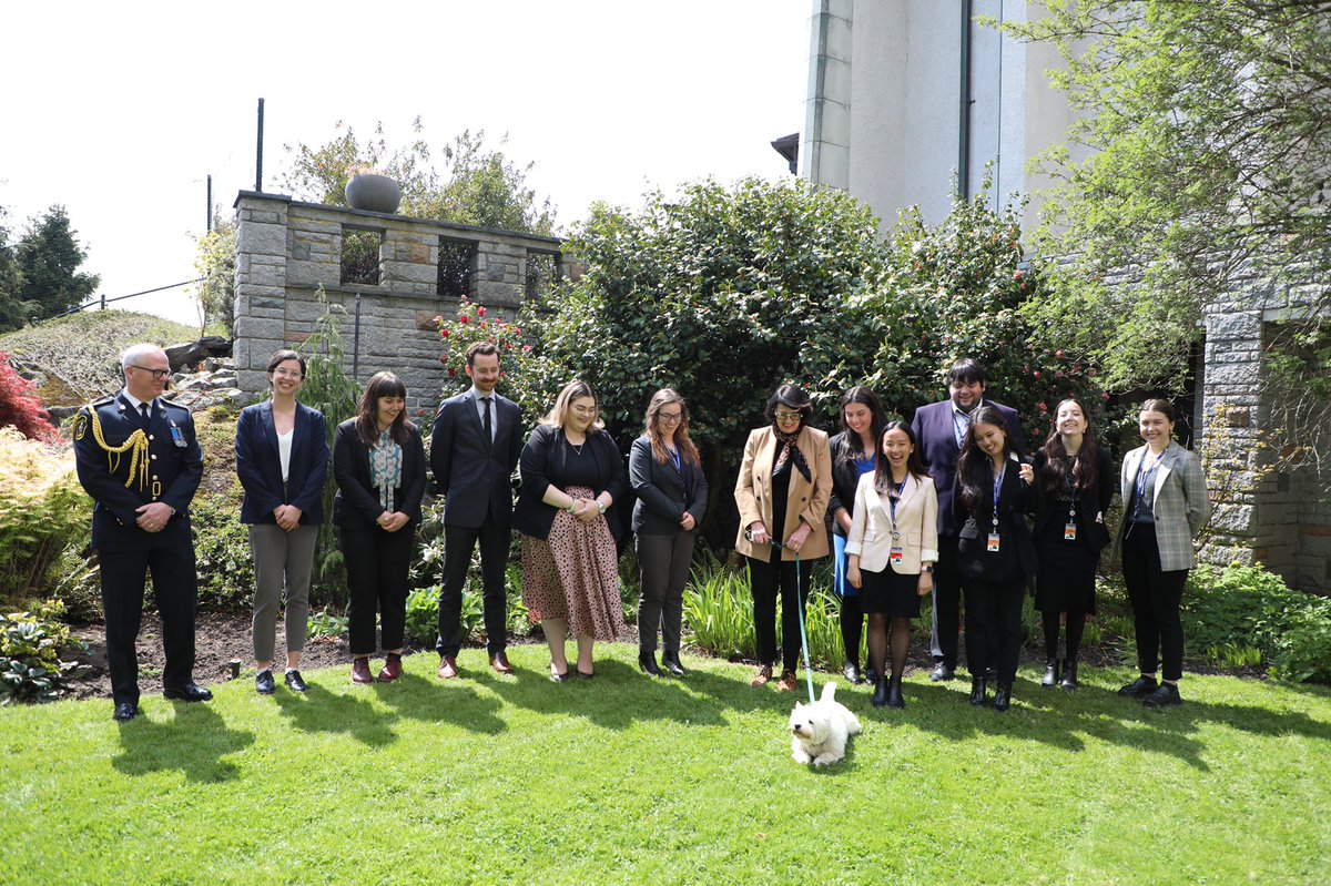 Thank you very much to <a href="/LGJanetAustin/">Janet Austin</a> for hosting the B.C. Legislative Interns at Government House today! 
We even got a picture with the famous <a href="/vregalmacduff/">Macduff Austin-Chester</a>!