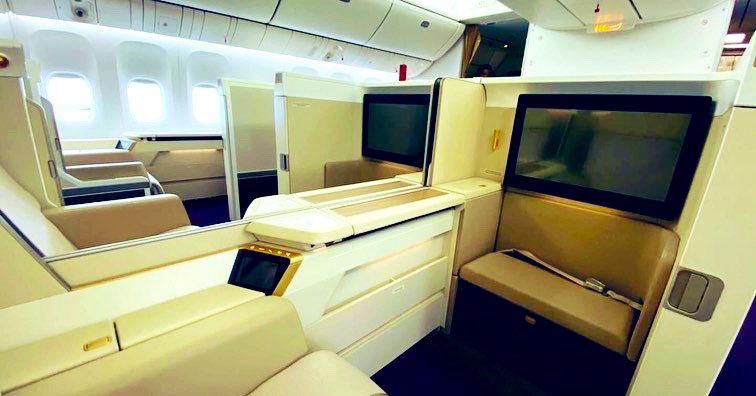 LoveStarAllians's tweet photo. ユナイテッド航空
マイレージプラスに
TGが新しく導入した、B777-300ERのファーストクラスのアワード出て増した◎
ブッキングクラスは0になります。
#マイレージプラス #タイ国際航空 #タイ航空 #thaiairways #royalfirst #ファーストクラス #ユナイテッド航空 #スターアライアンス https://t.co/N4M37Gd7HC