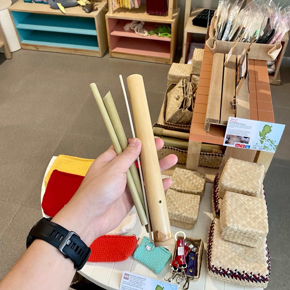GetRootedPH's tweet photo. We’re back at our favorite place to replenish and restock🥰

We’ve even got some new brands on board here at @ateneogallery’s gift shop 💖

Swipe right to check them out! 💕

#RootsCollectivePH #socialenterpriseph #supportlocalph #shoplocalph #trylocalph #supportsmallbusinessph # https://t.co/WCpd8a8GN4