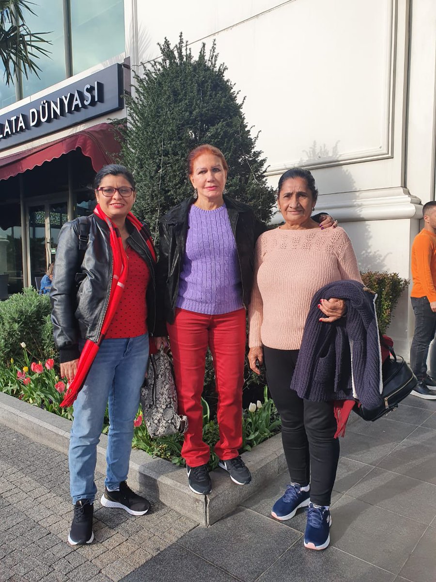 IsabelDK8's tweet photo. Desde #Estabul, Turquía, empezando el tour del día, con 8 horas de diferencia con Panamá. Q todos estén muy bien. https://t.co/7GEumgmz04