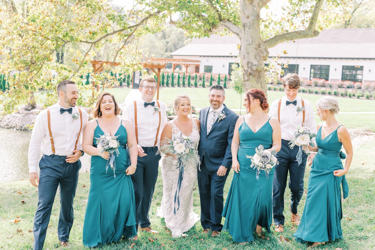 leeahmaria's tweet photo. My ride or dies! #bestfriends #weddingparty #bestdayever https://t.co/UqIKGOyCbh