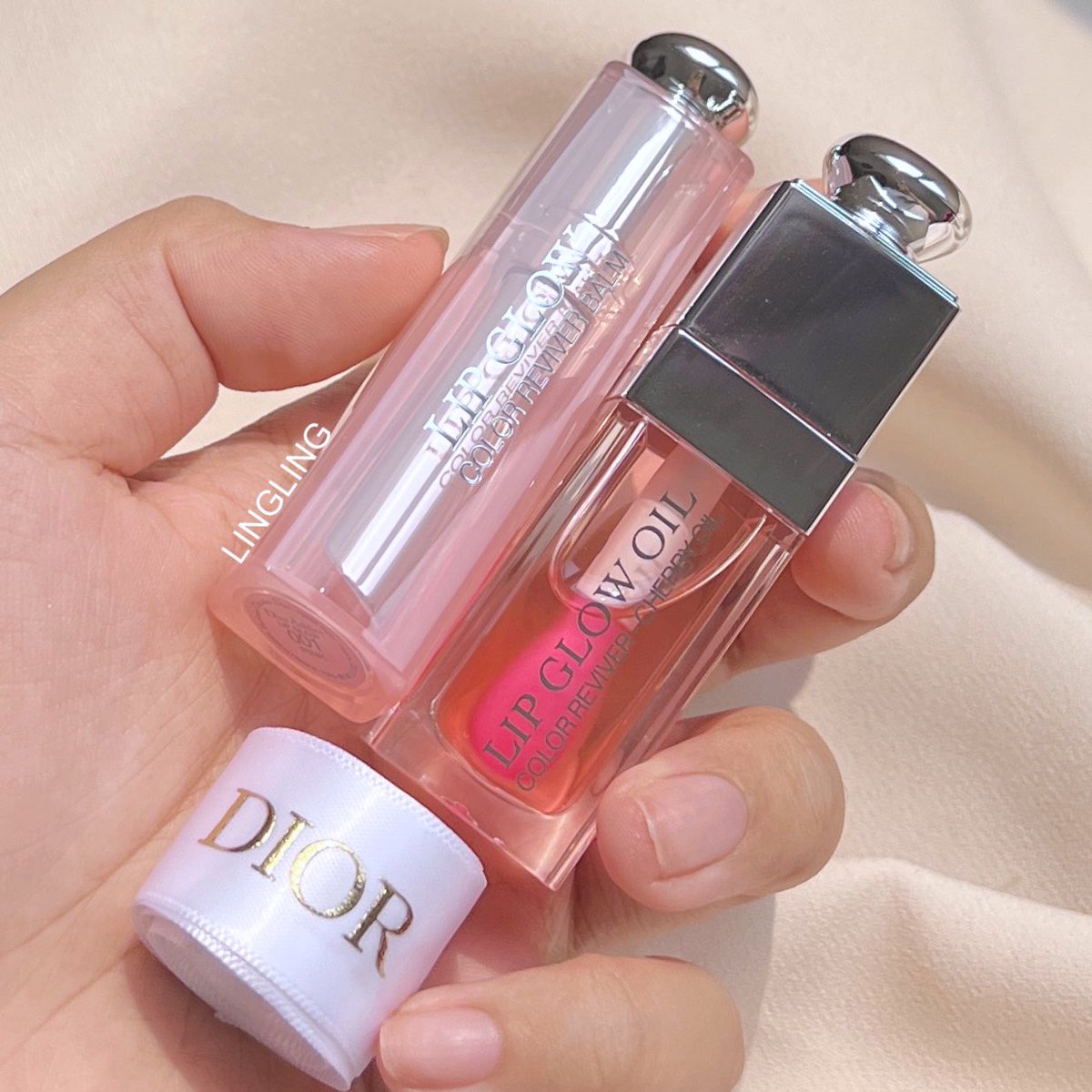 ling_wrsc's tweet photo. แจก Dior Lip Glow 2 แท่งกับโบขาว 1 ม้วน ☁️ รี+ฟอล ประกาศ 4/5 https://t.co/IFkaTh7a1a