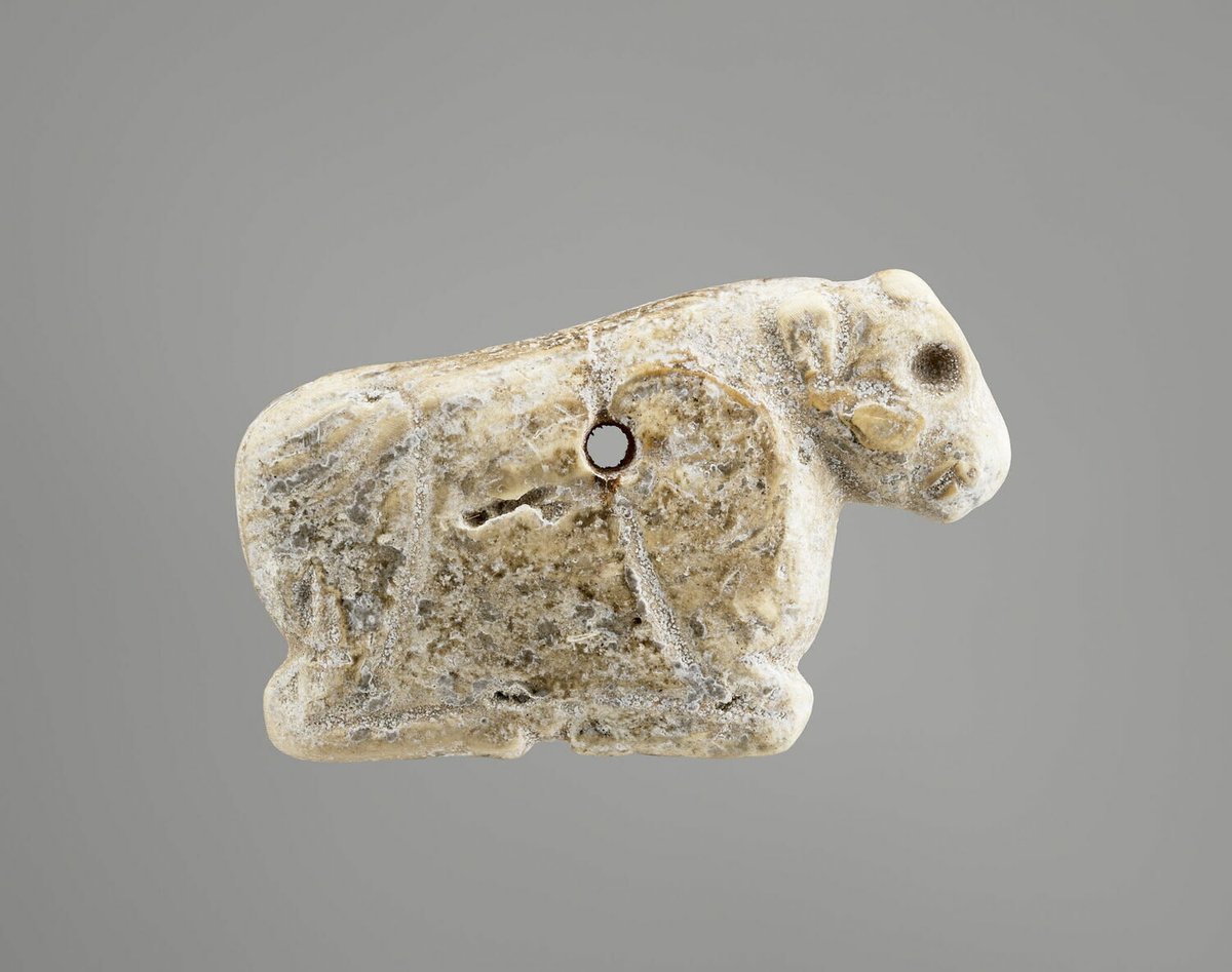 MuseeLouvre's tweet image. [#UnJourUneOeuvre]

Amulette 

📍 Aile Richelieu, salle 236
Plus d&apos;infos ici 👉 bit.ly/3jxR9oz

#AntiquitésOrientales