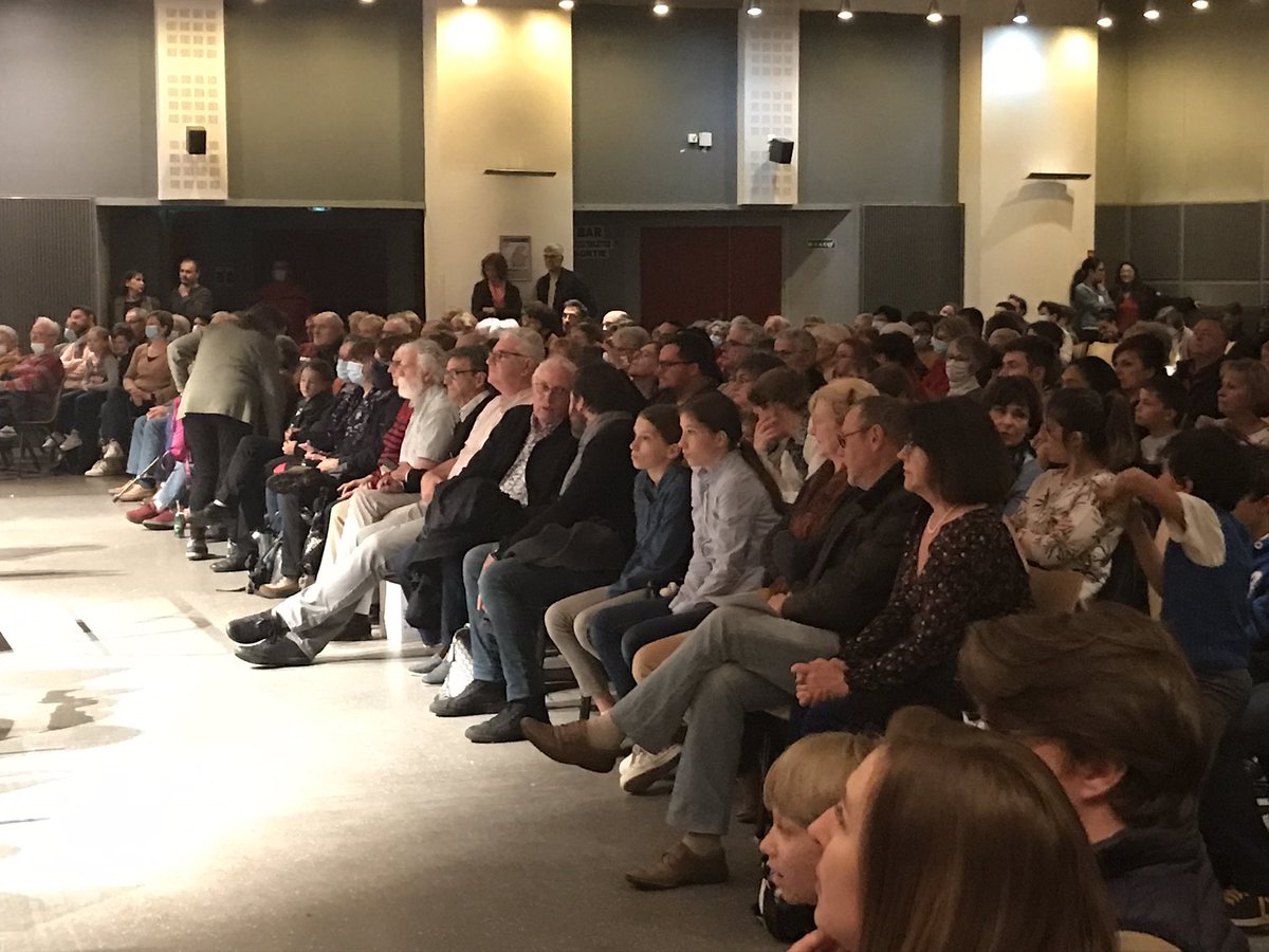 <a href="/MGEN54/">MGEN Meurthe&Moselle</a> et <a href="/SecoursPop/">Secours populaire</a> partenaires pour l’organisation d’un concert solidaire ce dimanche 24 avril à <a href="/Vandoeuvre/">Ville de Vandœuvre</a>. Merci à toutes les personnes présentes pour leurs dons et aux membres de l’harmonie pour cette prestation très appréciée. #ESS #ConcertSolidaire
