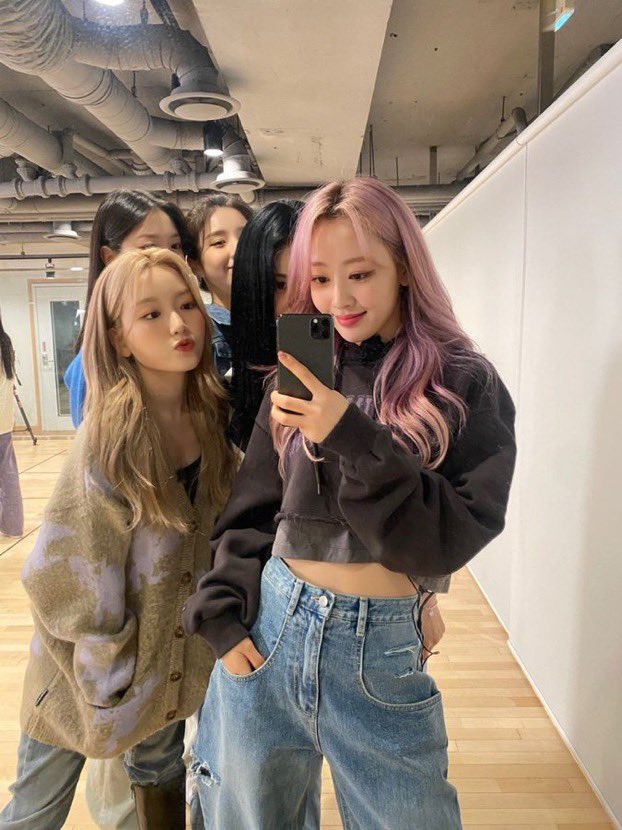 queerlip's tweet photo. Gowon looks cute😊 https://t.co/xh8NMFLT5m