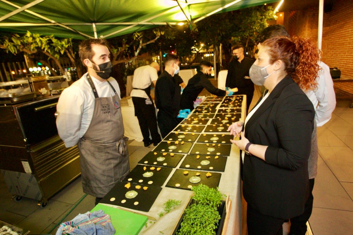 yayodelgado's tweet image. ⭐️ Fantástico @David_Alborada en #SaladeChefs🔥 que ya lleva cinco ediciones. En breve anunciaremos más fechas y nuevos chefs! @estrellalevante