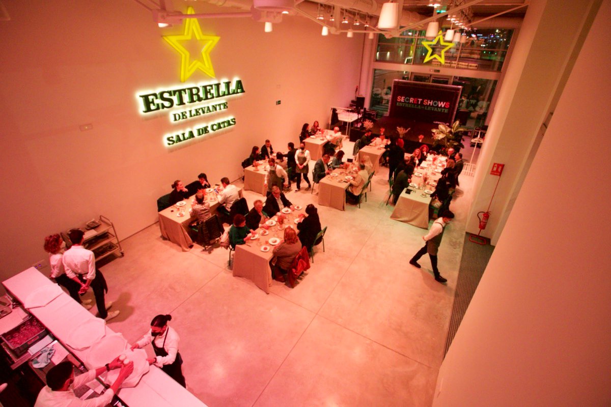 yayodelgado's tweet image. ⭐️ Fantástico @David_Alborada en #SaladeChefs🔥 que ya lleva cinco ediciones. En breve anunciaremos más fechas y nuevos chefs! @estrellalevante