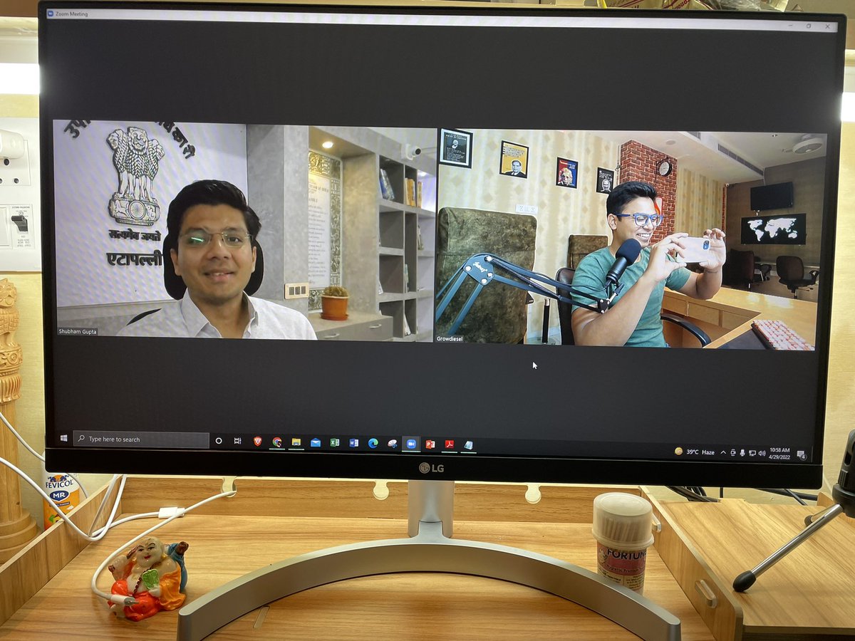 This IAS officer put a small town of Maharashtra named Etapalli on World map by issuing tribal caste certificates on blockchain.

It was wonderful interviewing <a href="/ShubhamGupta_11/">Shubham Gupta</a> , a 2019 batch IAS officer and knowing his story.

#ias #iasofficer #etapalli