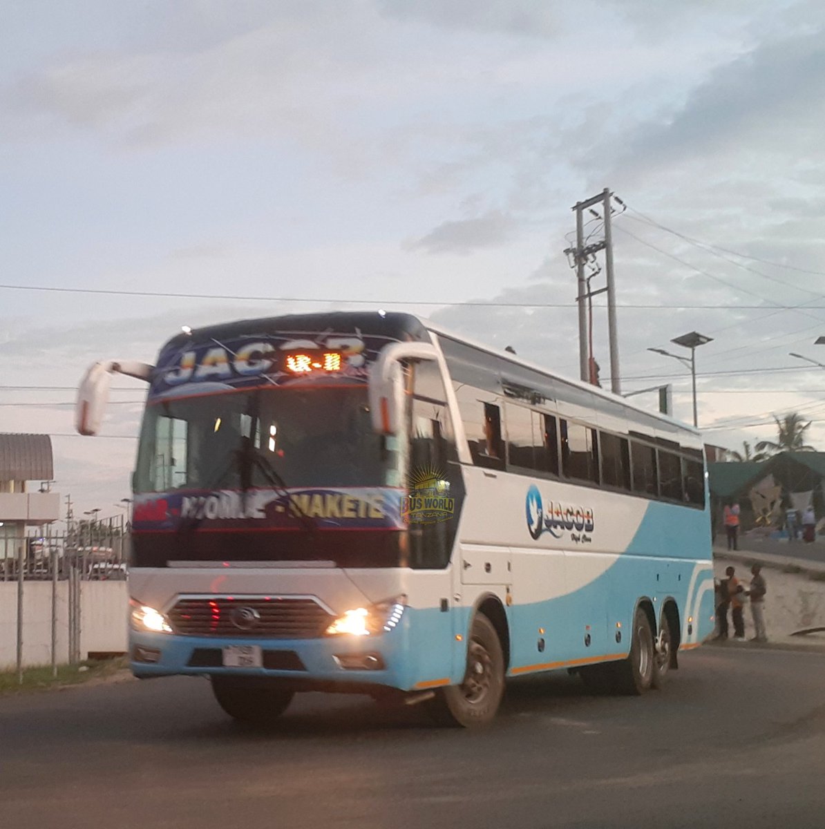 BusWorldTZ's tweet photo. Jacob High Class watarudi au ndio 'mwisho wa zama'?
#JacobHighClass
#busworldtanzania ๐ธ https://t.co/16FjZPfAEw