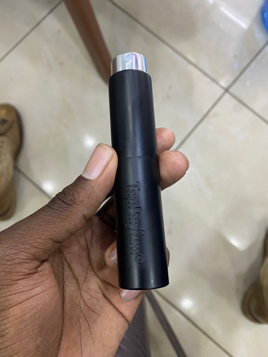 CharlieOgada's tweet photo. For days I'm not wearing an +8hr fragrance,this automiser sprays from #Tapparfum really come in handy always got one in my satchel /duffle bag.
Also since you can't fly w/ your 100ml I recommend this.
I get mine from https://t.co/C3ddEPep5B tell them I sent you https://t.co/ovnA55wh5N