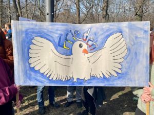 deruforum's tweet photo. In der neuen Rubrik  “Aktuelle Stimmen” auf der Webseite des Forums werden aktuelle Stimmen aus Deutschland zum Ukraine-Krieg und der daraus resultierenden Krise in der Zusammenarbeit mit Russland veröffentlicht. Mehr dazu lesen Sie hier:
https://t.co/QSMnV04DhC https://t.co/hyXoqVCYT3