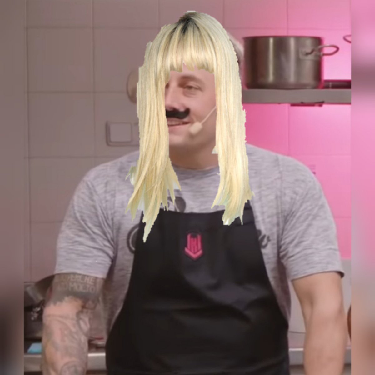 CUENTO UN CHISTE:

MI VIEJO
MI HERMANO 
MI VIEJA