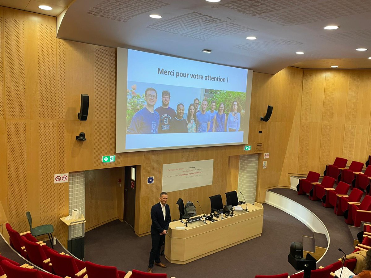 Heitz_group's tweet photo. Congrats to C. Gourlot for his PhD defense (March 11th 2022) @unistra !🎓👏 https://t.co/62W8bcuiaq
