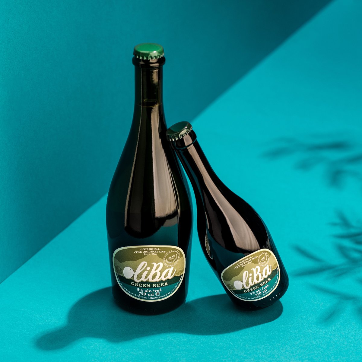 olibagreenbeer's tweet photo. 💚 Madre no hay más que una. Y cerveza verde de oliva, también.
🍻 Este Día de la Madre dale una alegría y demuéstrale que es única compartiendo con ella unas #OliBaGreenBeer. Porque el mejor regalo es pasar tiempo junt@s. 
#diadelamadre #1demayo #cervezaverde #cervezadeoliva https://t.co/X4lxUjcbxt