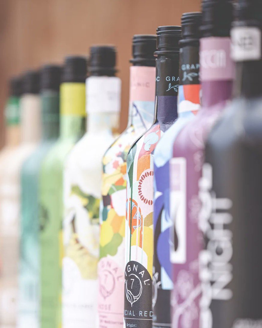 frugalpac's tweet photo. Thank you @WineEnthusiast for including us in your review of sustainable wine packaging. Frugal Bottle is made from 94% recycled paperboard, making it five times lighter than a glass bottle and crucially using six times less carbon. https://t.co/vQuoSm6B7q https://t.co/K26TjLHAqB