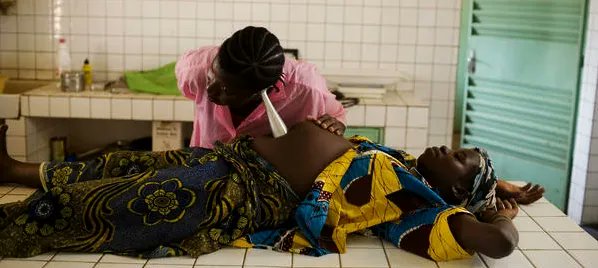 ACNews_org's tweet photo. ☷[ 🔴 ACNEWS - ARTICLES CHOISIS DU JOUR ]
RFI et France 24 suspendus - Le commentaire de Nathalie YAMB - Sadio MANÉ, le record - La bonne nouvelle pour la maternité au Cameroun... | À LIRE Sur ACNews - https://t.co/Yu6znHyrfH 
#ACNews #Jour | https://t.co/8SOCcwV8iE