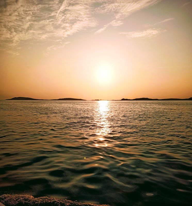 Julietsgarden's tweet image. What a stunning evening here last night ! We would also like to wish all crews taking part in the WPGC this weekend the best of luck . It’s SO nice to see you all back again #rowhard #perfectconditions #WPGC22