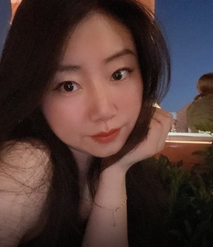 yryb17's tweet photo. Angel Liu 武汉大学的 #反差婊 ，29，坐标 #北京 https://t.co/L0sjU6xCg9