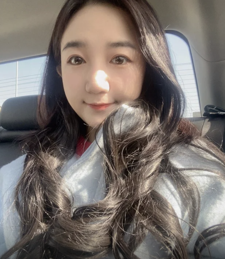 yryb17's tweet photo. Janice Choi 25 皇家墨尔本理工毕业的 #反差婊 #投稿 #母狗 #学生 https://t.co/IZd5j6wPmd