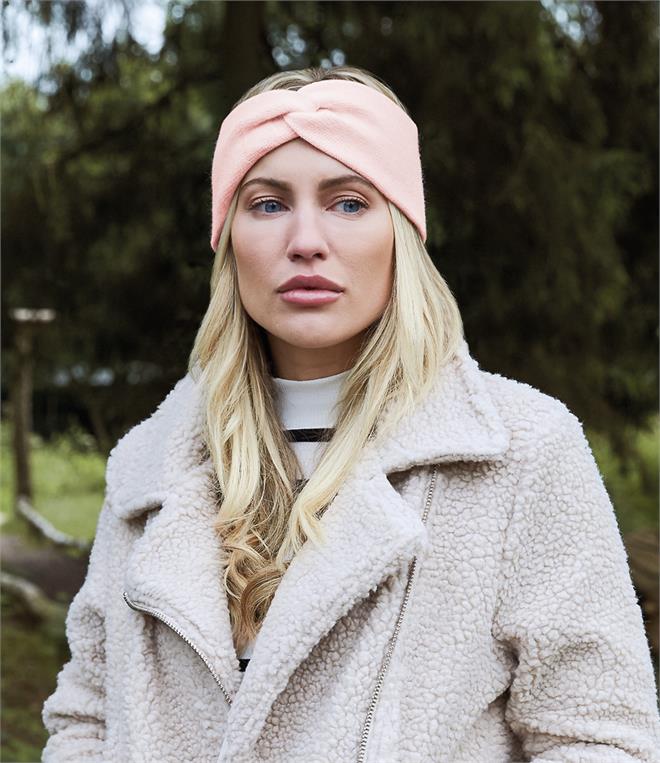 Firelabel's tweet image. IT'S A BEECHFIELD BANK HOLIDAY!

**5% OFF ALL BEECHFIELD**

ALL WEEKEND!

#wholesale #clothing #FireLabel #Beechfield #bankholiday #Friday #Saturday #Sunday #Monday