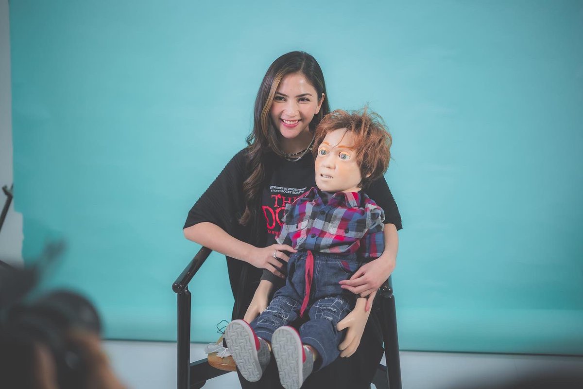 Thank you <a href="/indovidgram/">indovidgram</a> dan @KokikuTv sudah menyambut kehadiran pemain The Doll 3 <a href="/Jscmila/">Jessica Mila Agnesia</a>  Gizelle dan Zidane untuk berbincang-bincang seputar film dan seru-seruan bareng.

The Doll 3 siap tayang di bioskop mulai 26 Mei 2022.

#TheDoll3 #FilmTheDoll3 #HitmakerStudios