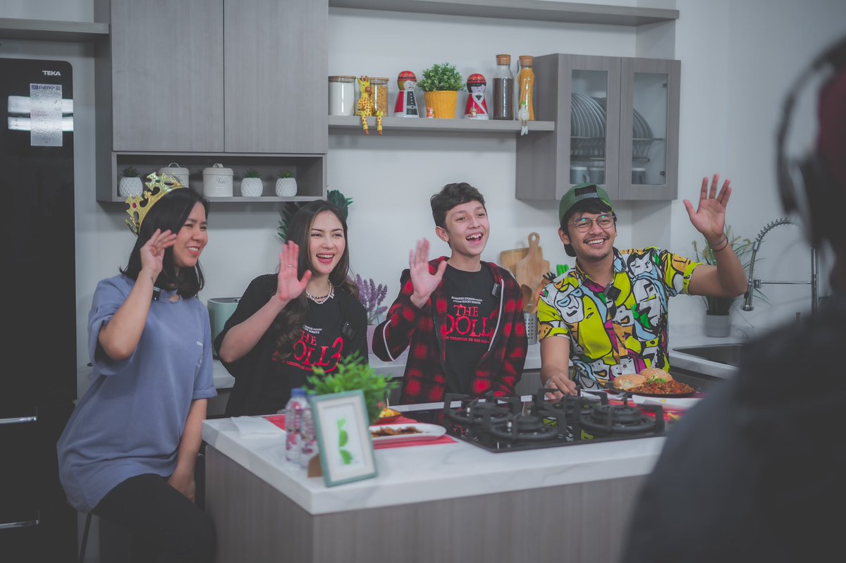 Hitmaker Studios tweet media