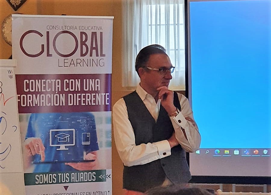 Glb_Learning's tweet photo. 📅Esta semana retomamos el "Máster de Alta Dirección" con el Equipo de Dirección de @GrupoSorollaEdu 🔝 En la sesión contamos con @javiergalan7465 y su taller de #Liderazgo 🙌
#coach #formación #empresa #learning #GL #curso #cursoformativo #onlinelearning #máster #javiergalan https://t.co/lnvWm4kQUa